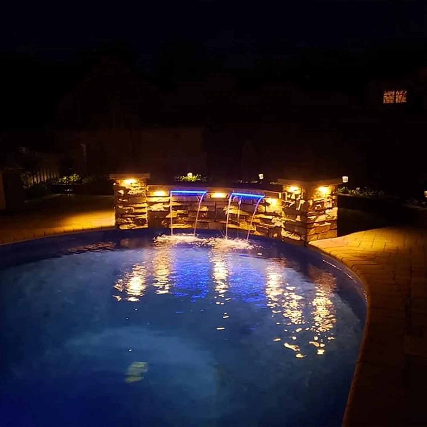 Lighting features